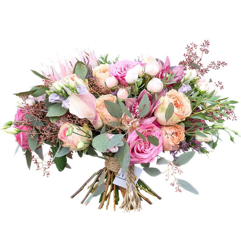 Букет из роз, орхидей, эустом и калл с протеей и эхеверией (00857)
