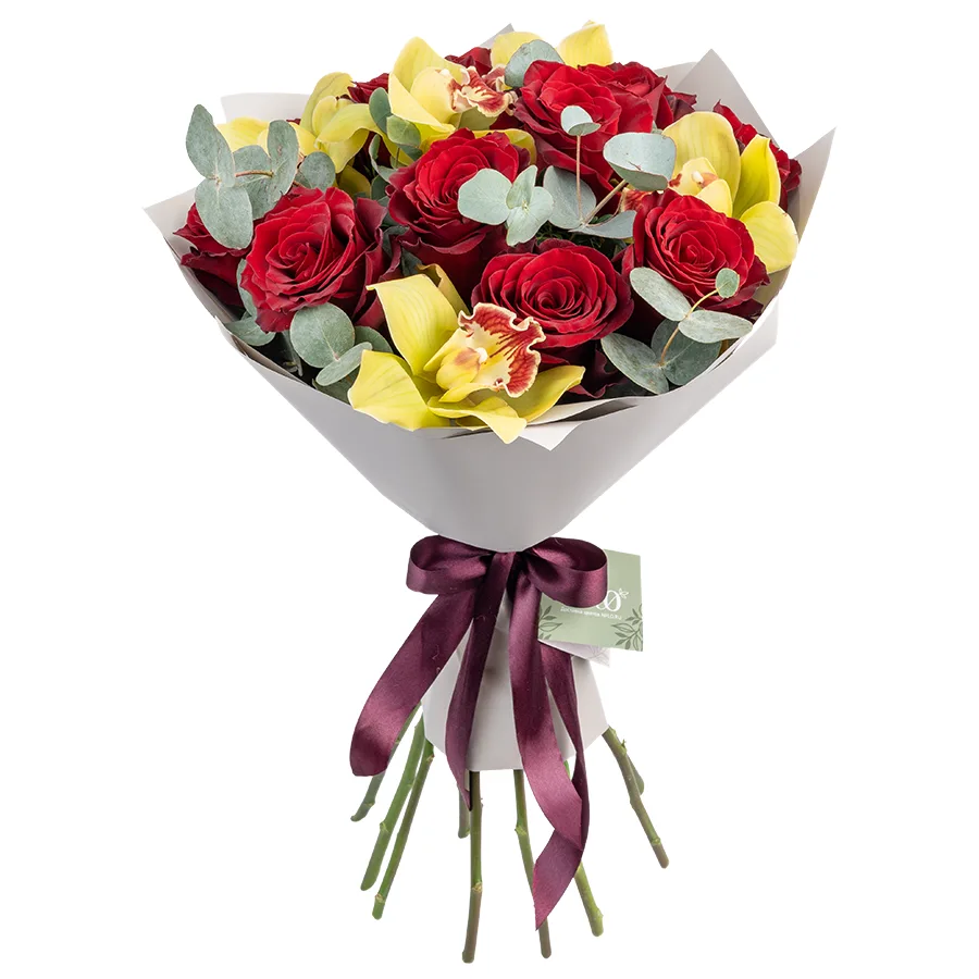 Букет из 17 цветов — бордовых роз Эксплорер и зеленых орхидей Цимбидиум (02433)