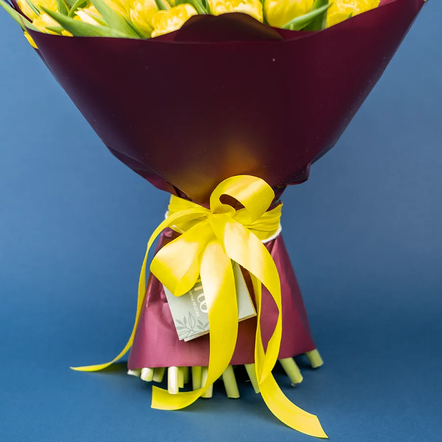 Букет из 45 желтых махровых тюльпанов Хоумран (02277)