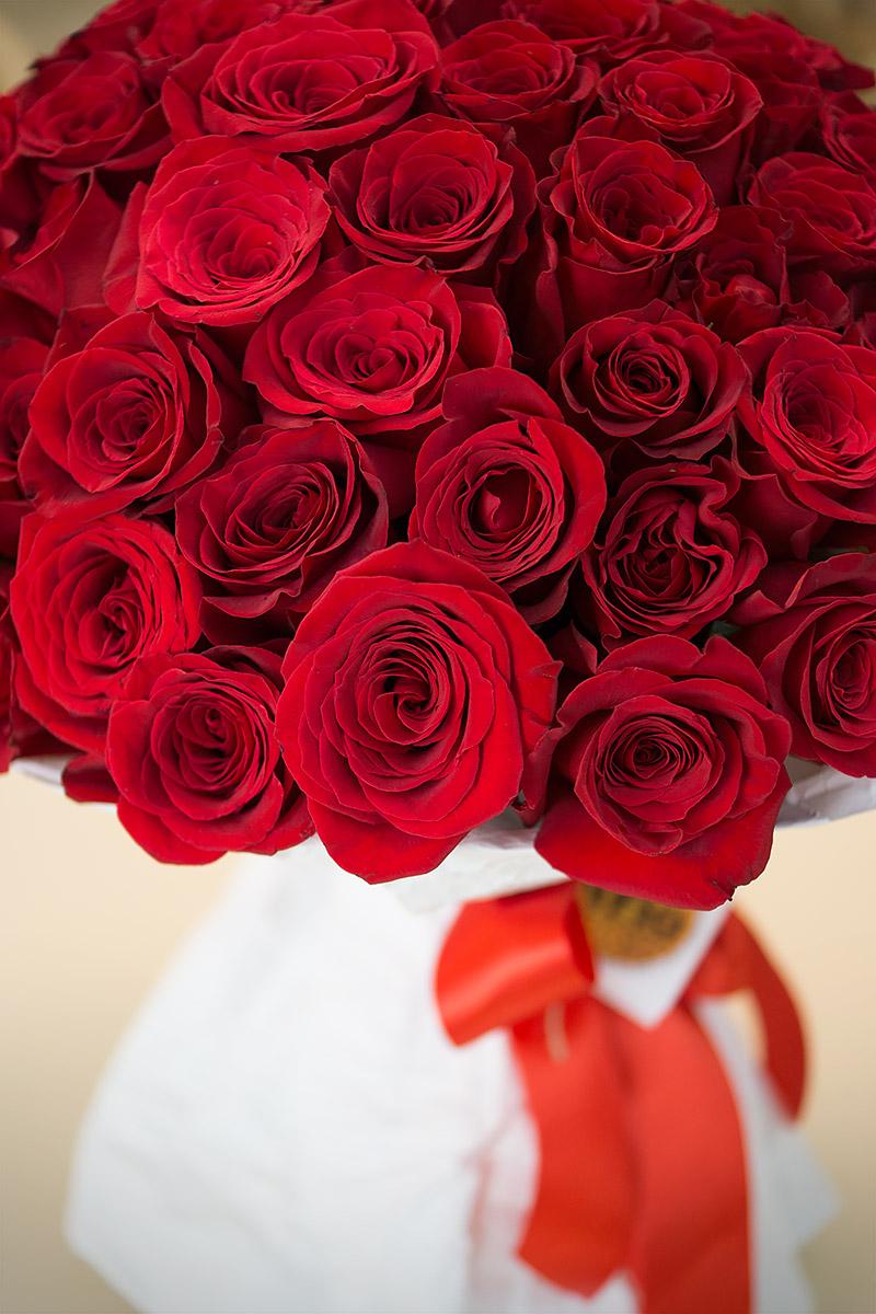 Букет из 101 красной розы в стиле Вечерний Ургант (00461)