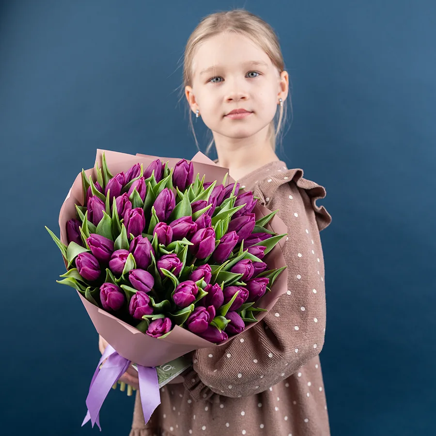 Букет из 45 фиолетовых тюльпанов (01914)