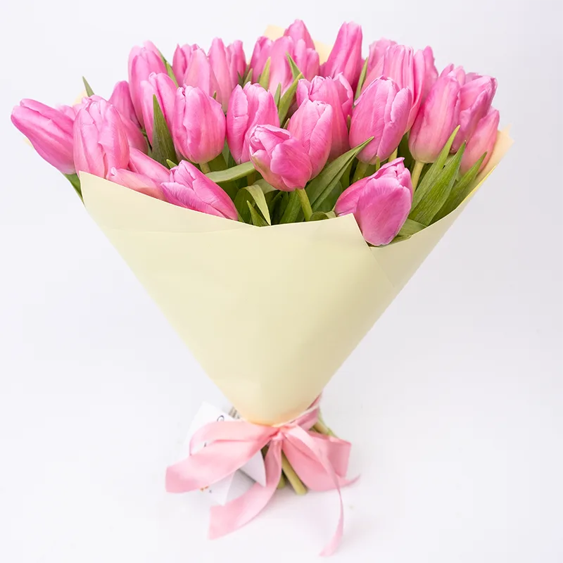 Букет из 43 розовых тюльпанов (01947)