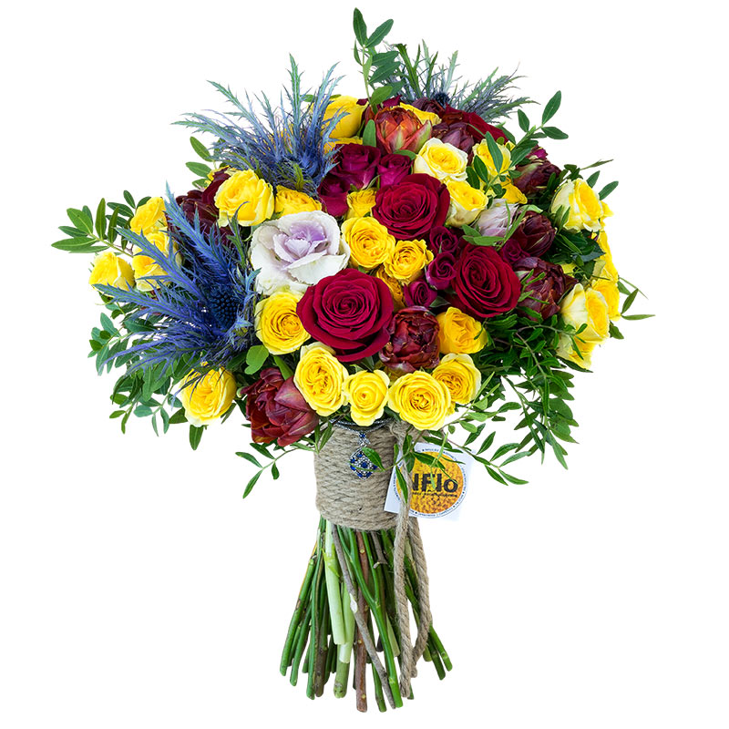 Букет из роз и тюльпанов с брассикой и эрингиум (00652)