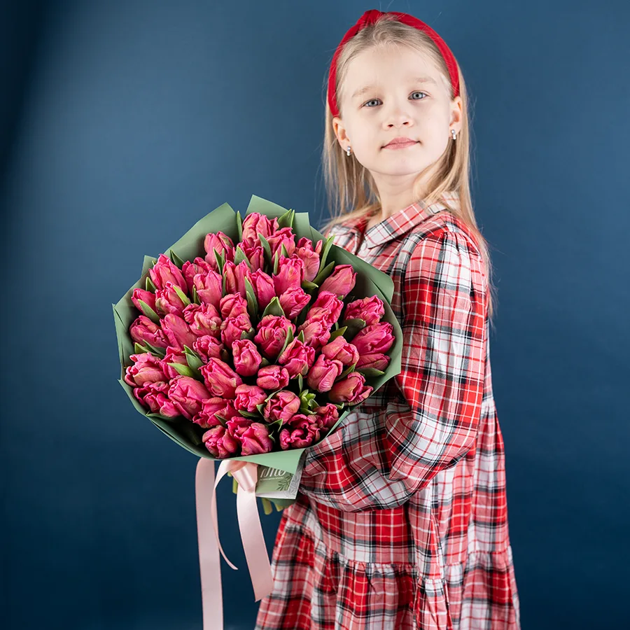 Букет из 45 розовых попугайных тюльпанов Марвел Пэррот (02056)