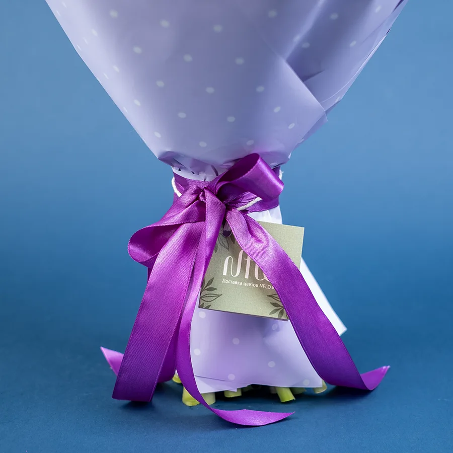 Букет из 35 фиолетовых махровых тюльпанов Сайгон (02385)