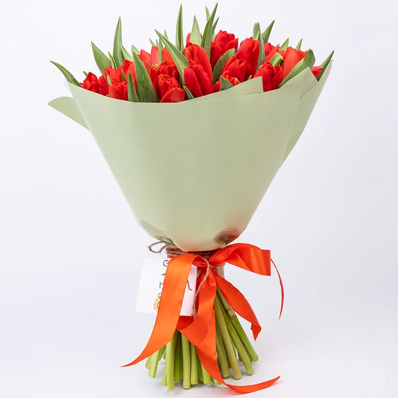 Букет из 45 красных тюльпанов (01882)
