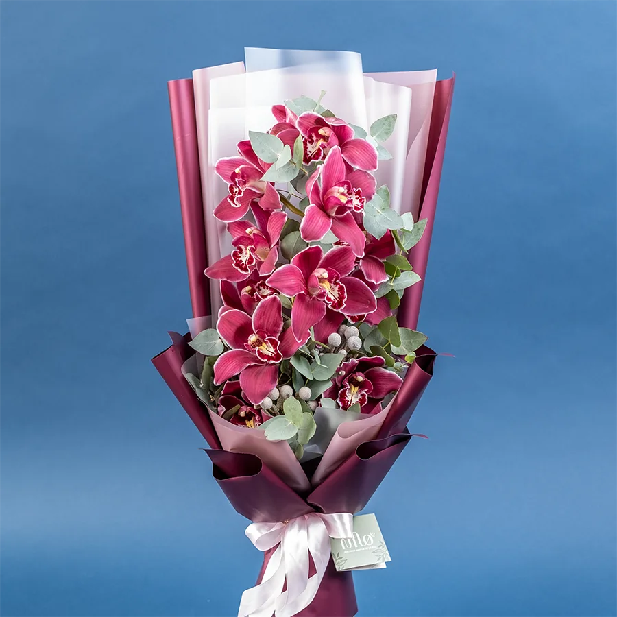 Букет из 1 ветки красной орхидеи Цимбидиум (02504)