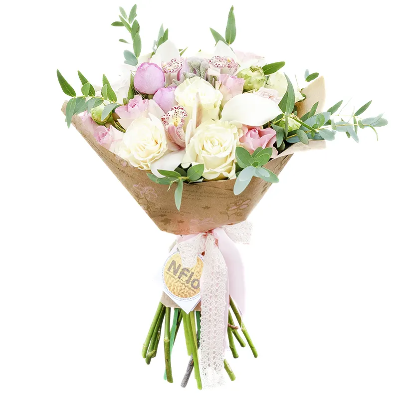 Букет из роз, орхидей и калл в крафт-бумаге (00838) купить с доставкой в Архангельске