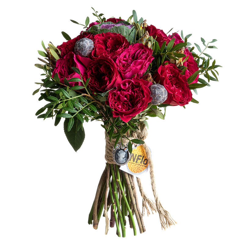 Букет из пионовидных роз Дэвида Остина с брассикой (00627)