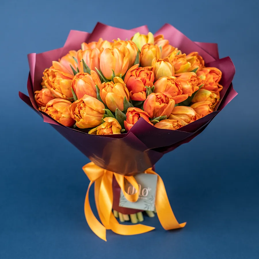 Букет из 35 оранжевых махровых тюльпанов Айкун (02300)