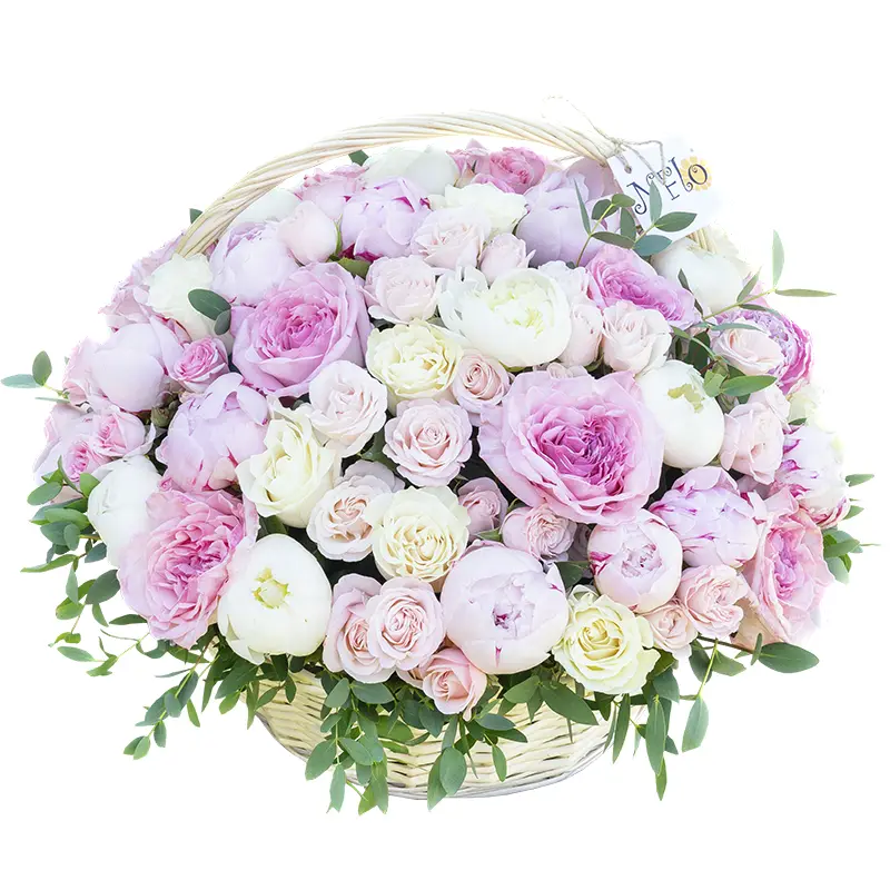 Большая корзина с пионами и ароматными розами (01117)