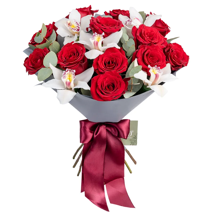 Букет из 17 цветов — красных роз Фридом и белых орхидей Цимбидиум (02472)