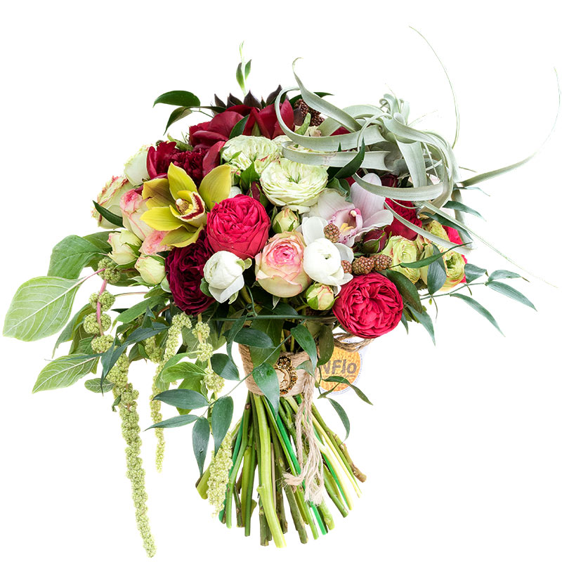 Букет из пионов, роз, орхидей, ранункулюсов и тилландсии с эхеверией (00536)